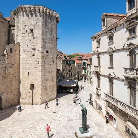 Stone Pearl Heritage Luxury * Split