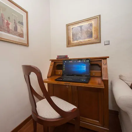 Stone Pearl Heritage Luxury Apartament *