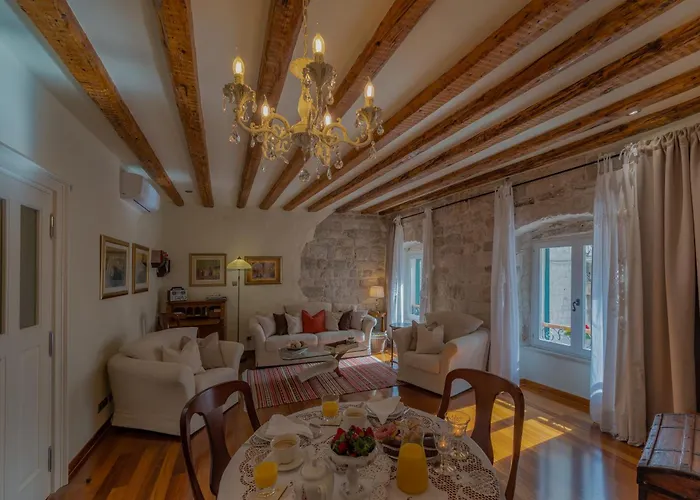 Apartament Stone Pearl Heritage Luxury *