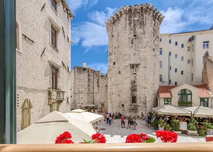 Stone Pearl Heritage Luxury Apartament Split