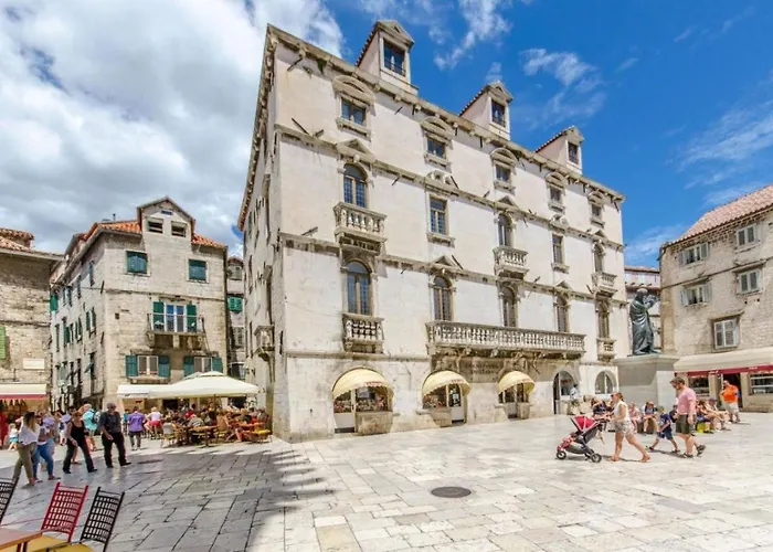 Apartament Stone Pearl Heritage Luxury Split