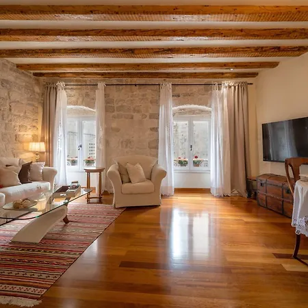 Stone Pearl Heritage Luxury * Spalato